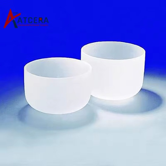 Solar photovoltaic quartz crucible
